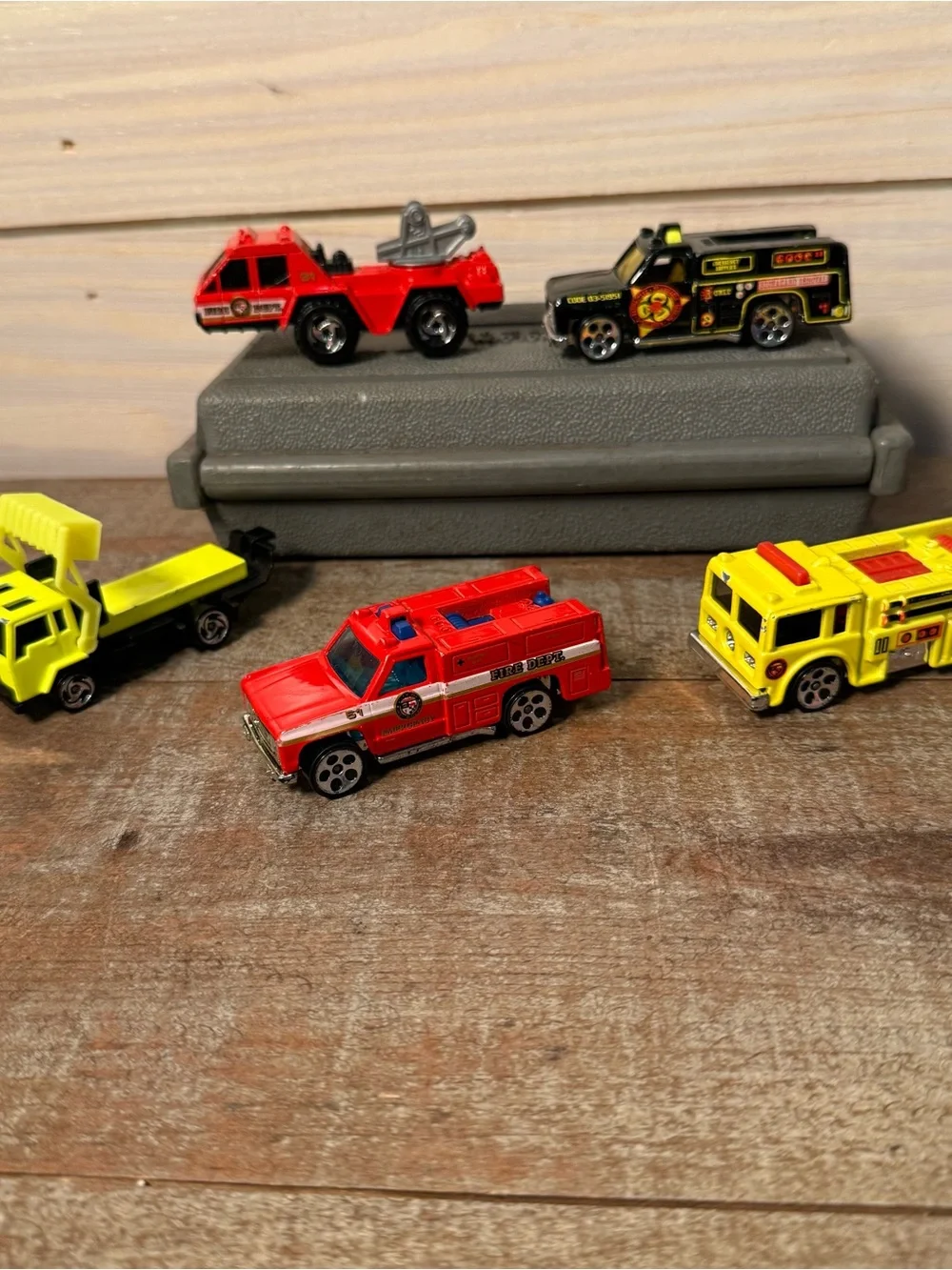 Vintage Hot Wheels Fire trucks 1974 1988 1991 Lot Of 5